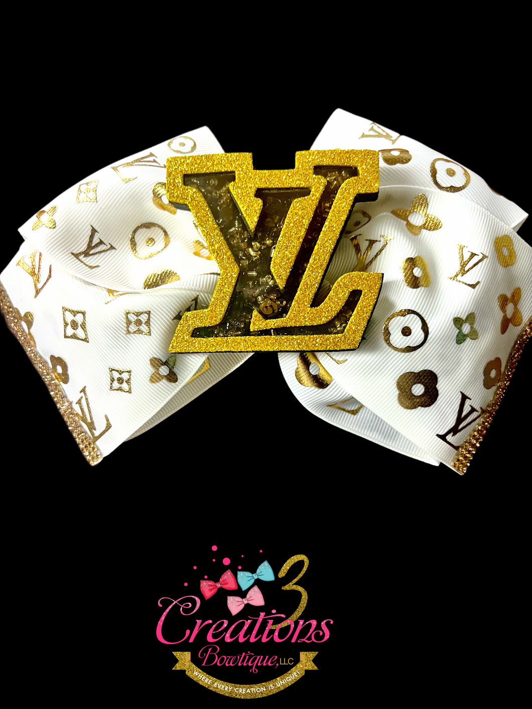 White& Gold  Louis Vuitton shaker