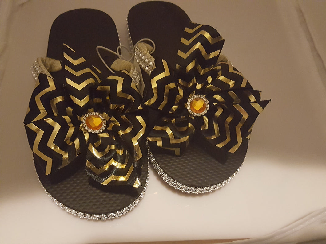 Chevron print flip flops